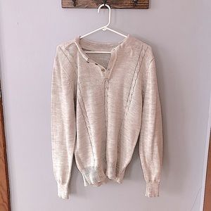 Loose oversized sweater quarter button up crewneck